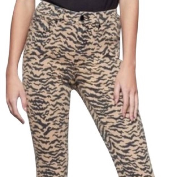 Good American Good Waist Crop Jeans - Picture 3 of 10